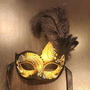 VENEZIA, Columbina Venetian face mask, Gold, Black & White